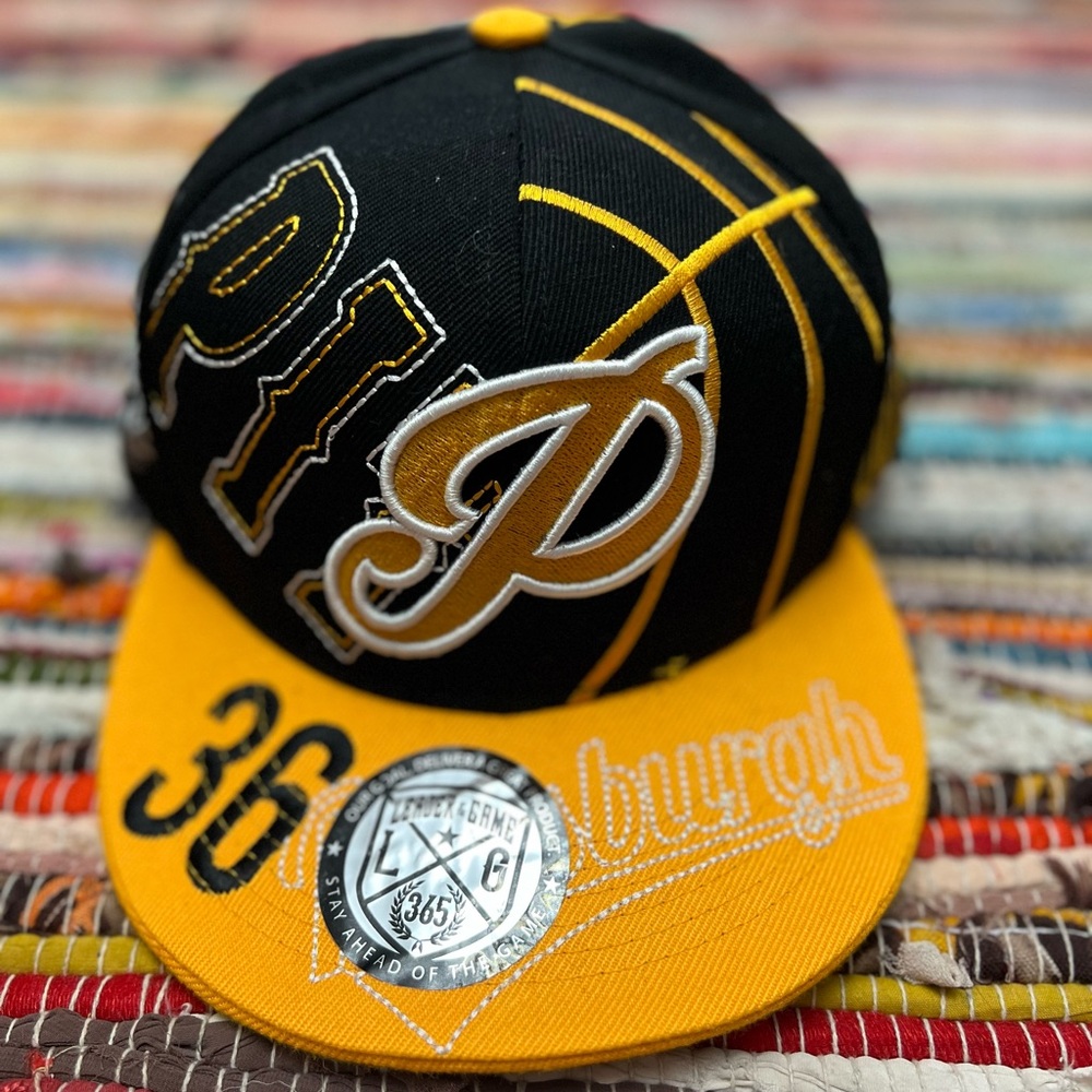 Pittsburgh MVP Snapback | Black & Yellow | One Size